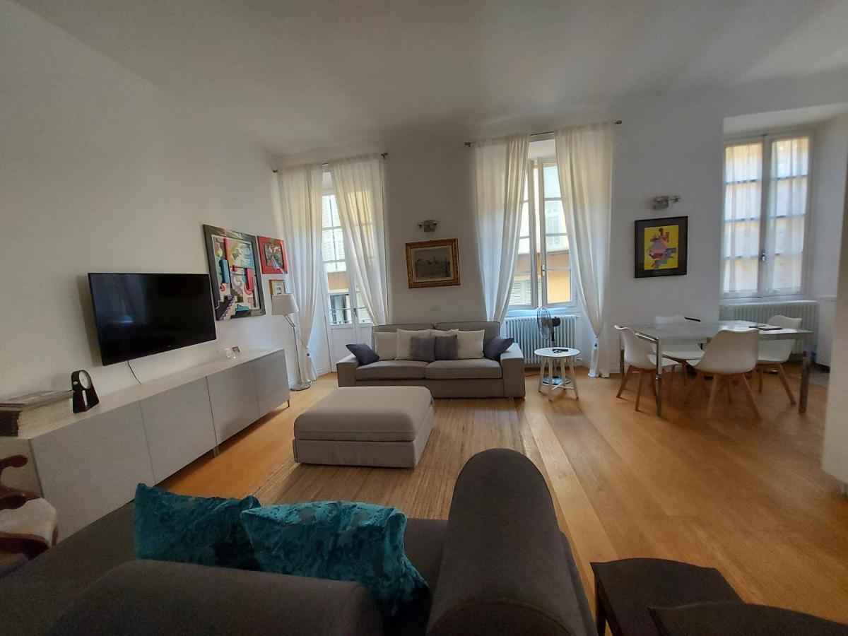 Piazza San Rocco Suite Art Вербания Екстериор снимка