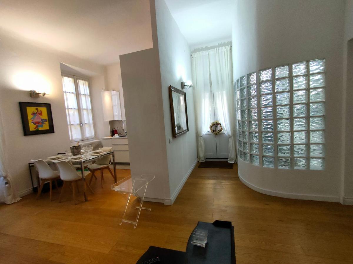 Piazza San Rocco Suite Art Вербания Екстериор снимка